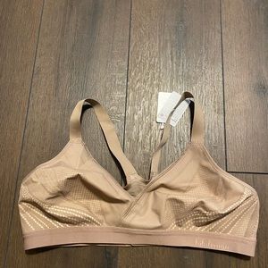 NWT Lululemon awake to lace bra 38c